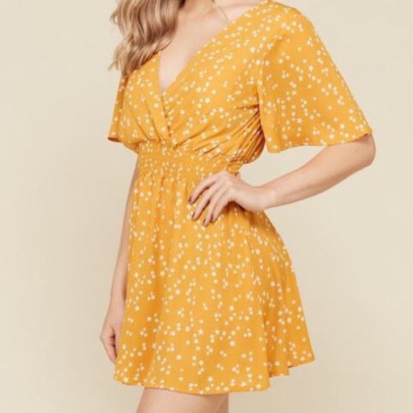 NWT Mustard Star Dress - Picture 2 of 3
